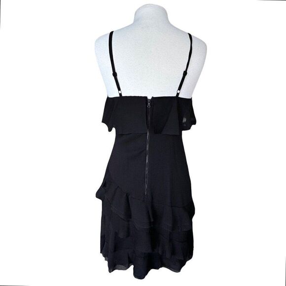 Alice + Olivia Lavinia Ruffled Dress Black Lined 8 - Picture 4 of 13
